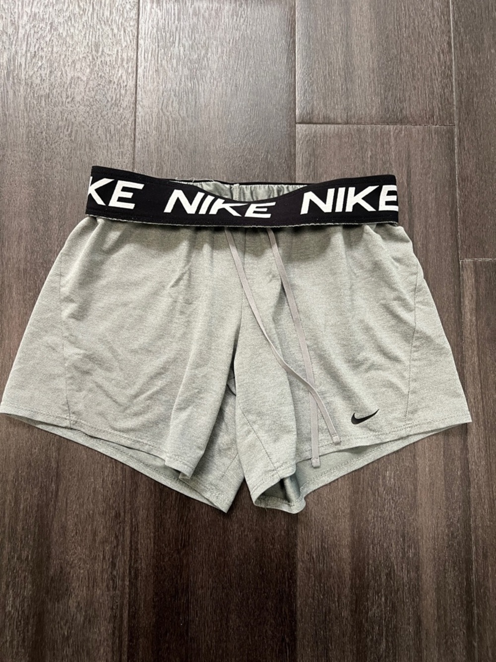 Nike Dri-Fit Women's Light Gray Athletic Shorts with Black Branded Waistband